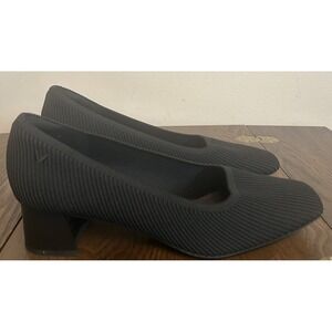 Vivaia Melody 2.0 Square Toe Chunky Heel Deep Ebony  Womens Size 5.5 Slip On EUC